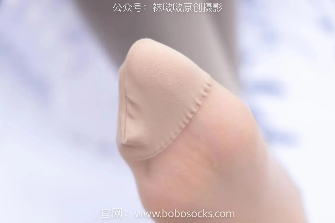 [BoBoSocks袜啵啵]NO.146 小甜豆-高跟长靴、黑色踩脚裤、肉丝 [154P]插图5